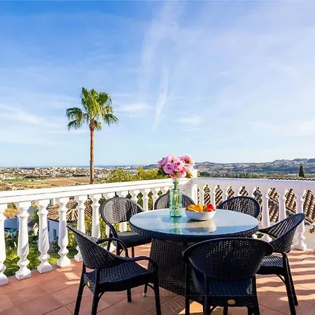 Modern 5 Bedroom Villa, Private Pool, Mijas Golf