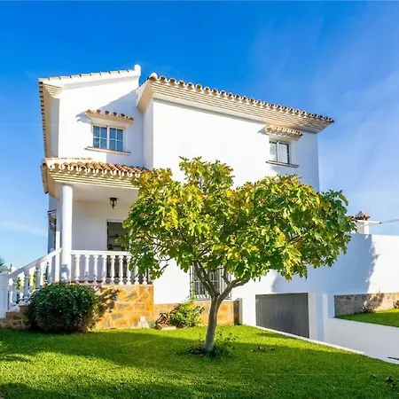 Modern 5 Bedroom Villa, Private Pool, Mijas Golf * Santa Fe de los Boliches