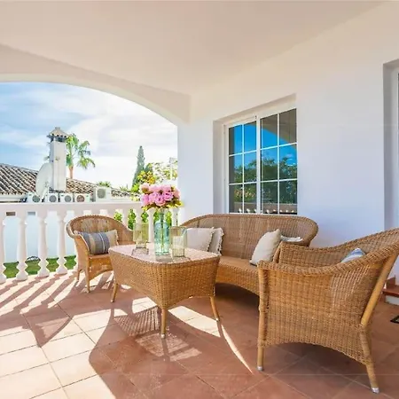 Modern 5 Bedroom Villa, Private Pool, Mijas Golf וילה Santa Fe de los Boliches